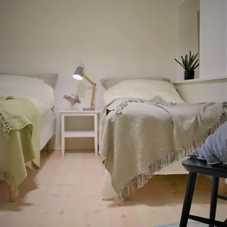 Tanggården Skoven Bed & Breakfast *
